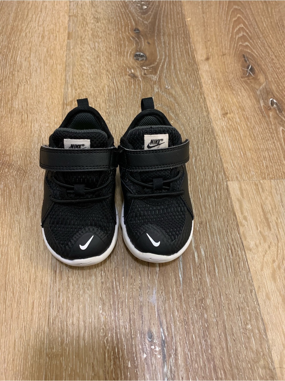 Nike Baby Toddler Athletic Sneakers Running Shoes Size 5c Infant Runners Size 5